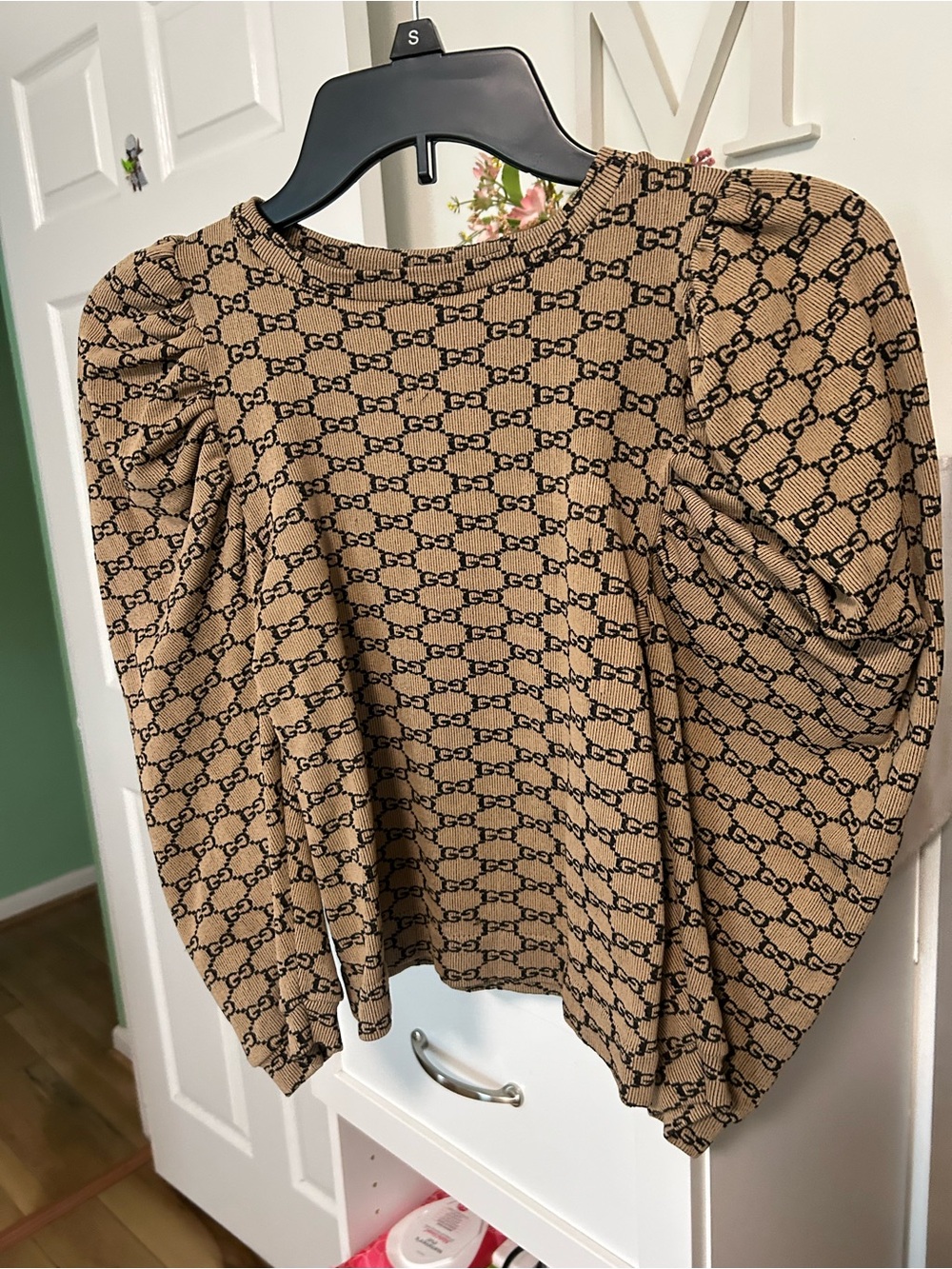 Woven Logo-Pattern Puff-Sleeve Top in Tan